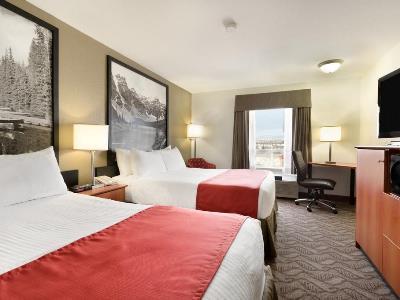 Super 8 By Wyndham Shawnessy Area 3*